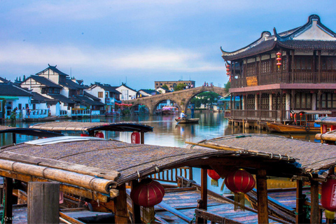 Xangai: tour particular pela cidade aquática de Zhujiajiao com passeio de barcoXangai: Tour particular pela cidade aquática de Zhujiajiao com passeio de barco