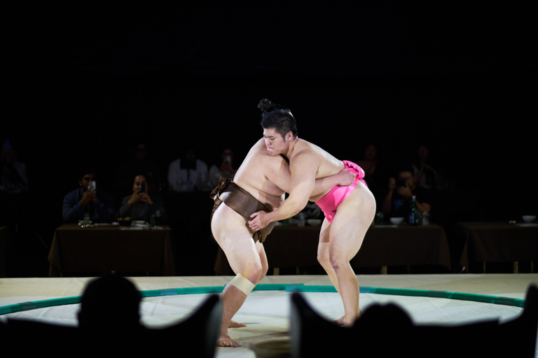 Osaka Sumo Show with Front-Row Seating & Wagyu Sukiyaki Section A: Sumo Show + Sukiyaki Meal＋Full Kimono Experience