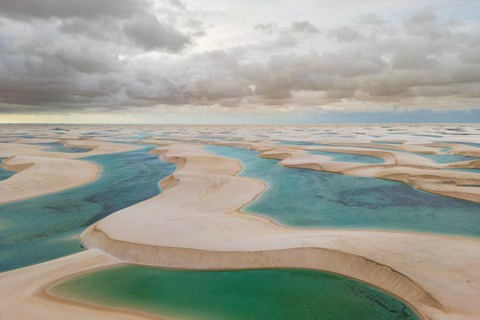 Guia turístico que fala alemão para os Lençóis Maranhenses