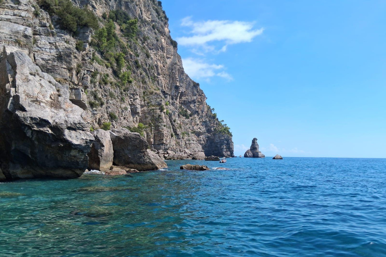 Boat Tour of the Amalfi Coast from Salerno, Amalfi, Positano Shared