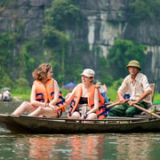 Ninh Binh Tour: Hoa Lu, Tam Coc Boat Ride & Mua Cave