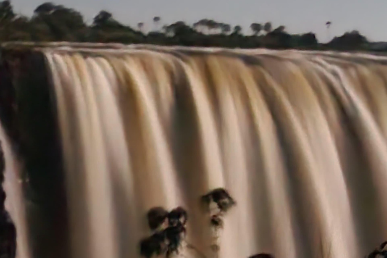Lunar Rainbow: Victoria Falls Guided Night Walk (Zambia)