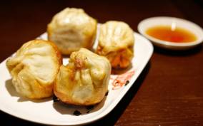 Shanghai: 3-Hour Local Food Tasting Tour