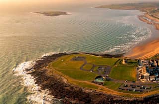 Private Tour: Klippen, Burgen & Dörfer an der Ostküste von Dublin