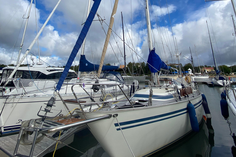 Turku Archipelago: 3-Hour Sailing Trip to Airisto with Sauna