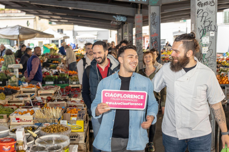 Florencja: Zajęcia z makaronu i tiramisu z nieograniczoną ilością winaLekcja gotowania makaronu i tiramisu bez Sant&#039;Amborgio Market