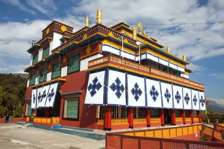 Pokhara: Guided Tibetan Monastery Tour with Afternoon Prayer