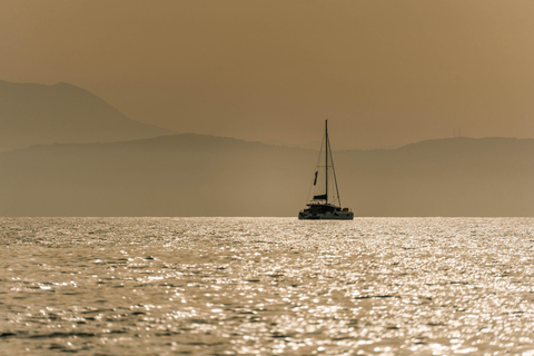 Premium Sunset Cruise Rethymno Golden Hour, Open Bar & Tapas