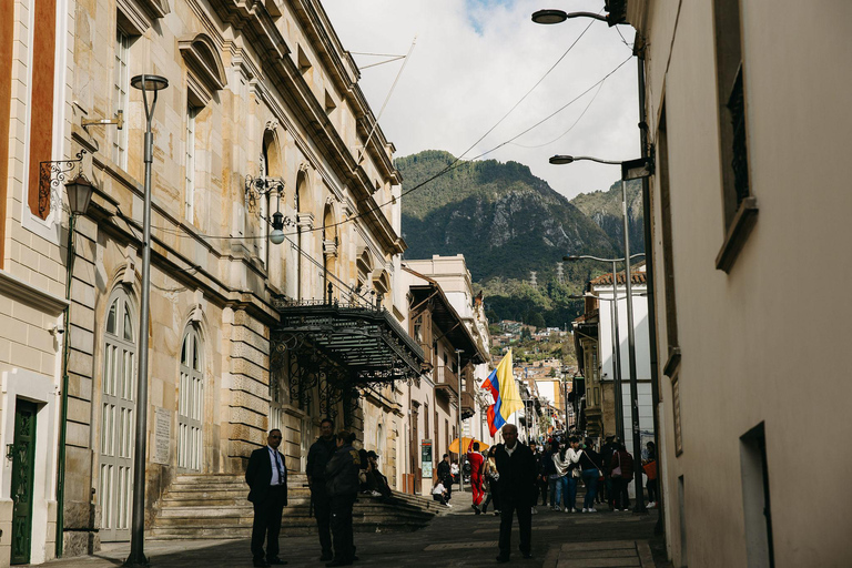 La Candelaria, Museums and Historic Center: Bogotá City Tour