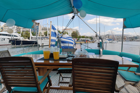 Athen: Agistri und Aegina Yachttour mit Mittagessen und Schwimmen