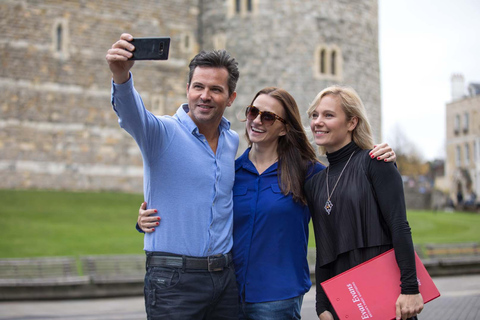 Royal Windsor &amp; Stonehenge Private TourSeparate Guide and Chauffeur