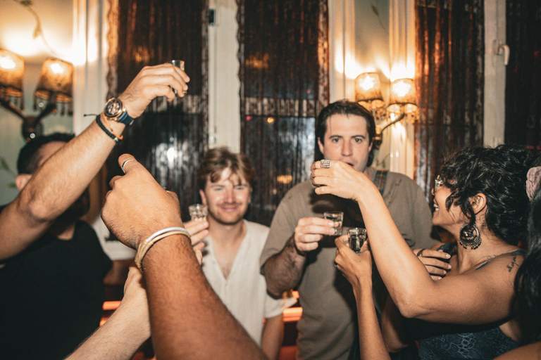 Tirana: Pub Crawl with 1 hour of Unlimited Drinks