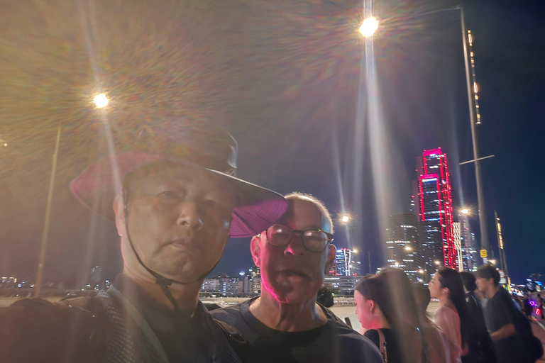 Seoul: Deoksugung Palace Night Tour with Guide