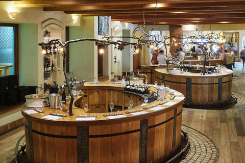 Cape Wineland 3 Award Winning Vineyards
