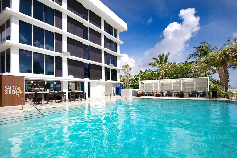 Fort Lauderdale: B Ocean Resort Pool and Beach Pass