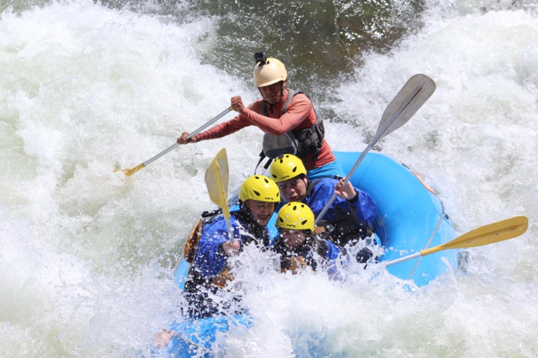 Rafting and ziplining in Arequipa