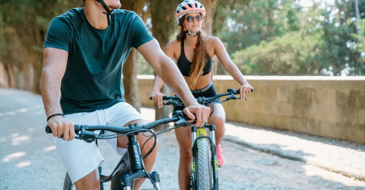 Afbeelding 1 van Begeleide e-bikerit voor het gezin: Toscaanse lunch en spelletjes aan de rivier
