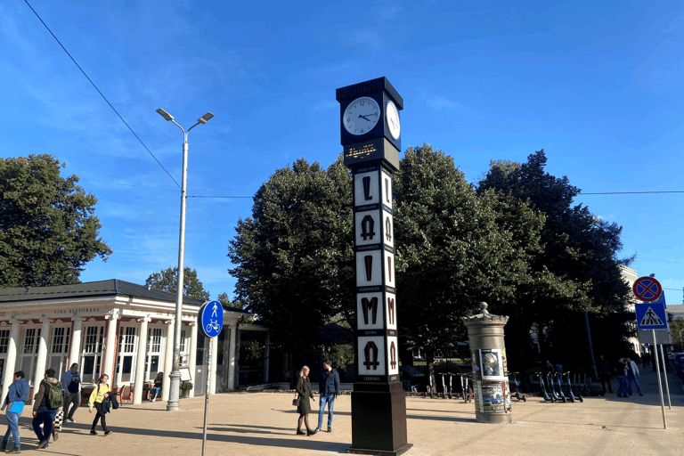 Riga: Old Town Walking Tour with a Local Guide Riga: Old Town Walking Tour with a Local Guide in Spanish