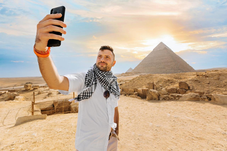 Cairo & Great Pyramids Day Trip from Sharm El Sheikh by Bus Option 1 - Egyptian Museum & Giza Pyramids