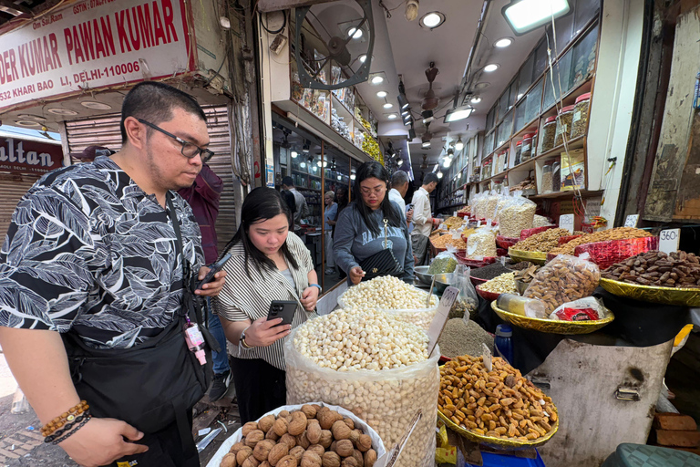 Delhi : visite citadine privée d'une journée ou d'une demi-journée à Old et New DelhiVisite d'une journée complète de l'Ancienne et de la Nouvelle Delhi (voiture + guide)