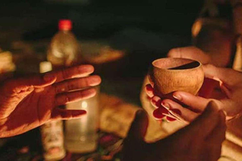 Iquitos: Ayahuasca-Zeremonie mit Coca-Blatt-Lesung