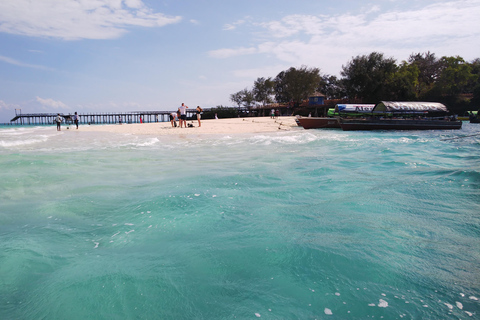 Zanzibar: Wycieczka na wyspę więzienną z pływaniem i plażowaniem
