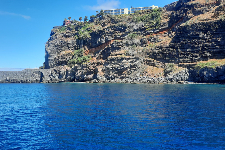 Madeira: Passeio de barco com almoço, bebidas e traslado do hotel