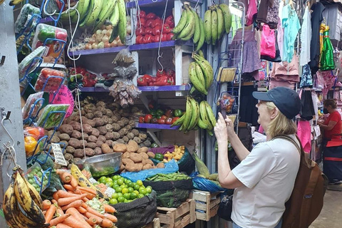 Lima: Barranco Street Food Tour by Tuk-Tuk with 13 Tastings
