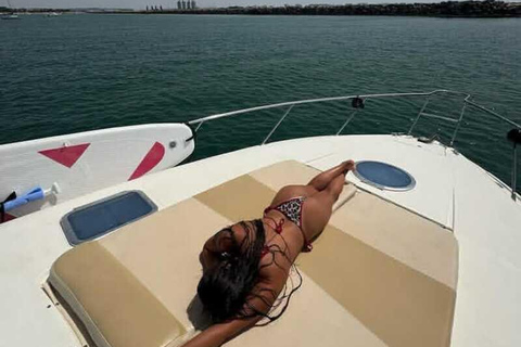2 h Cádiz Experience on Private Yacht + Sherry wine tasting
