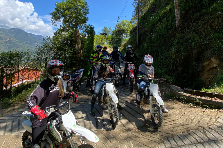 De Medellín, passeio de Dirt Bike