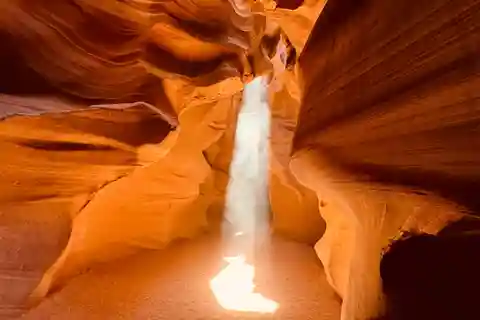 Page: Upper & Lower Antelope Canyon & Horseshoe Bend Tour