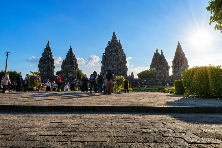 Prambanan Explore, Ramayana Ballet & Lava view (Merapi Tour) Prambanan Sunset Explore & Lava view (Merapi Show Tour)