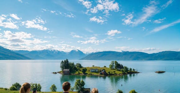 Bergen: Scenic Hardangerfjord w/Waterfalls & Lunch 