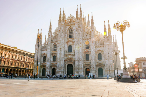 Milano: Hoppa över kön Duomo &amp; La Scala Museum Guidad turMilano: Guidad Tur till Duomo och La Scala