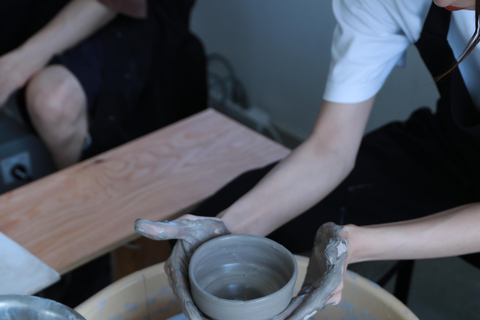 Harajuku Tokyo: Pottery Workshop and Sake Tasting Experience
