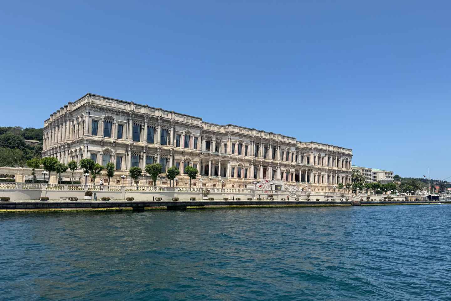 伊斯坦布尔博斯普鲁斯海峡三小时游船含亚洲区停靠