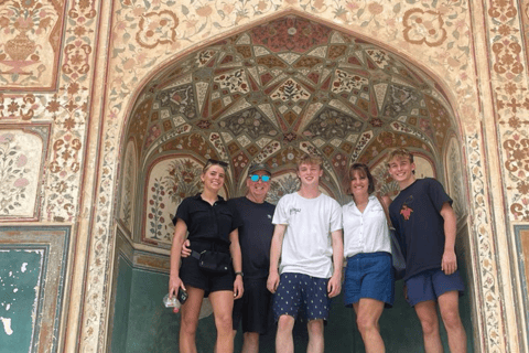 Jaipur Full Day Private City Tour Tour with Private Car and Tour Guide