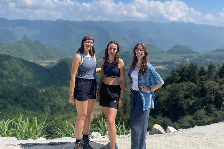 Ha Giang Loop: 4-Day 3-Night Loop on Brand-New Bikes Ha Giang: 4-Day 3 Nigh Motorbike Loop with Local Easy Rider