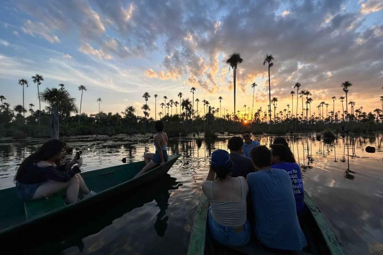 Puerto Maldonado: Yacumama Lake and Sunset Tour