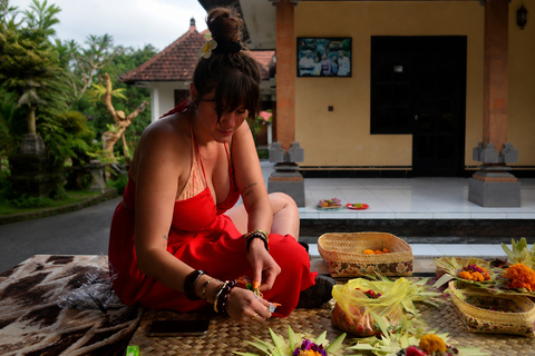 Tirta Empul : Balinese Home & Sacred Melukat Purification
