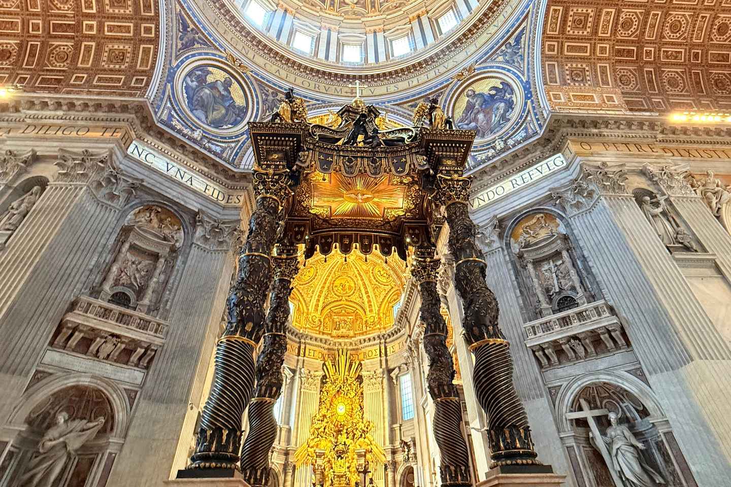 Rome: St. Peter's Basilica Underground Tour with Dome Climb