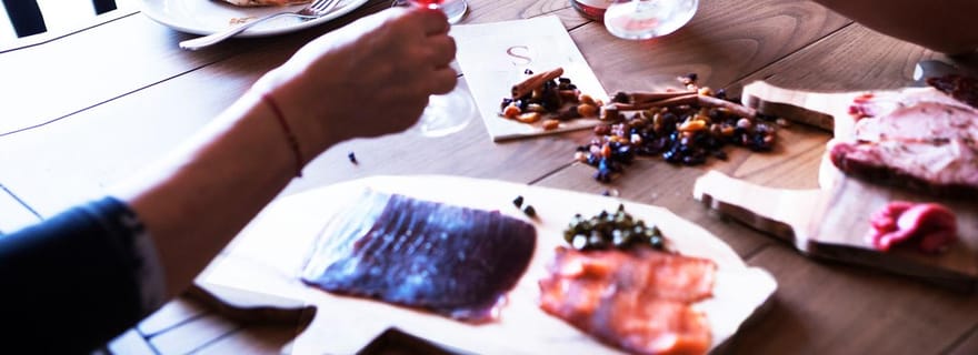 Nemea : Dégustation de vins et de plats locaux