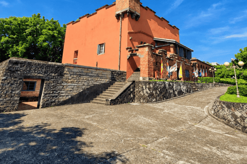 Taipei: Tamsui and Beitou Private Walking Tour