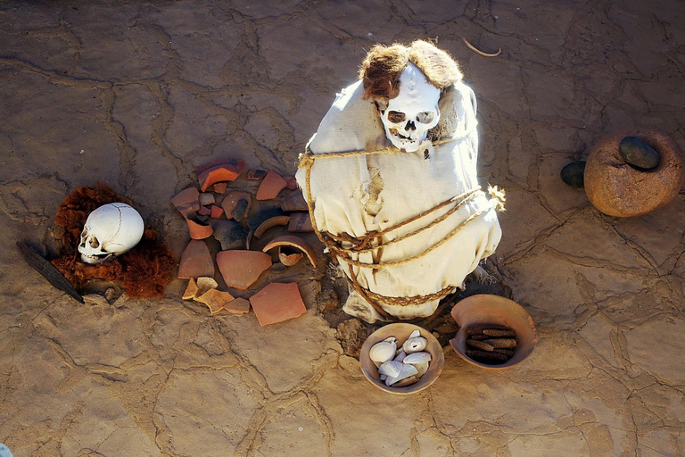 LIMA | Tour alle Linee di Nazca e al Cimitero di Chauchilla