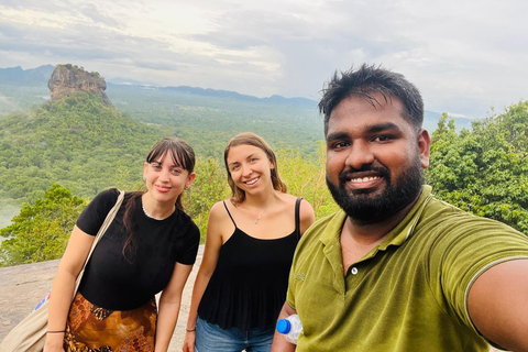 Kandy: Sigiriya, Dambulla, or Habarana Transfer & Tour