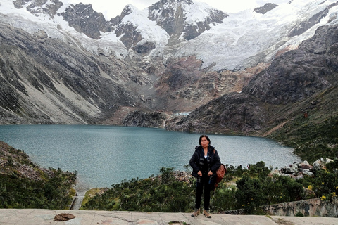 Vanuit Huaraz: Dagtrip naar het meer van Rocotuyoc met lunch