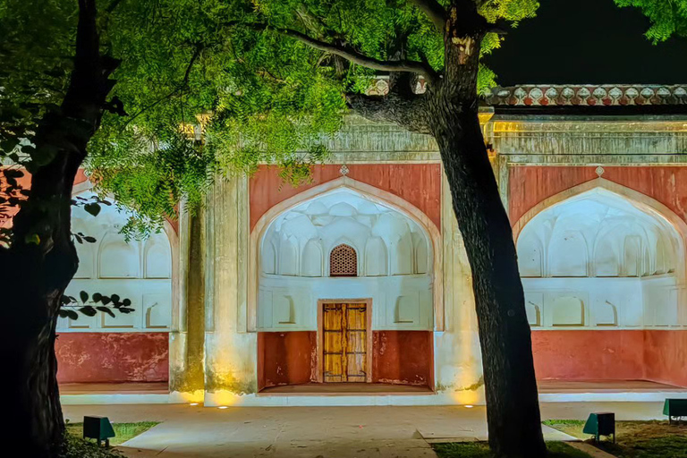 Delhi: Night Photography & Heritage Walking Tour Night Tour with Monument Entrance Tickets & Dinner