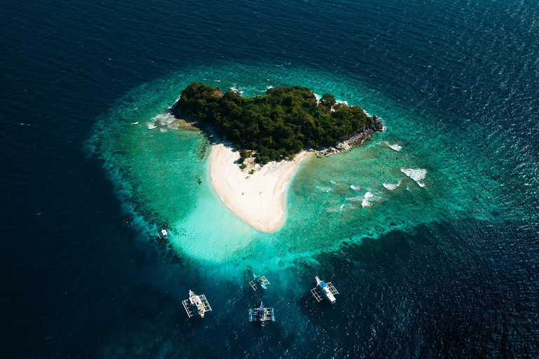 El Nido–Coron Boat Expedition with Cultural Experience El Nido to Coron Boat Expedition with Cultural Experiences