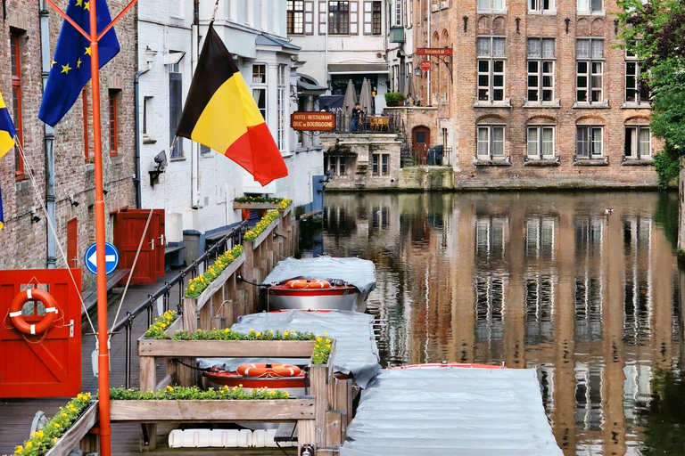 Bruges: Excursão a pé em grupo pela comida tradicional