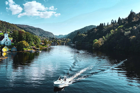 Bergen: Osterøy E-Bike Tour, Fjord Safari & Lunch